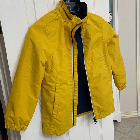 Water-repellent Lined Jacket Yellow H&M
Size 7-8 - Picture 3 of 8